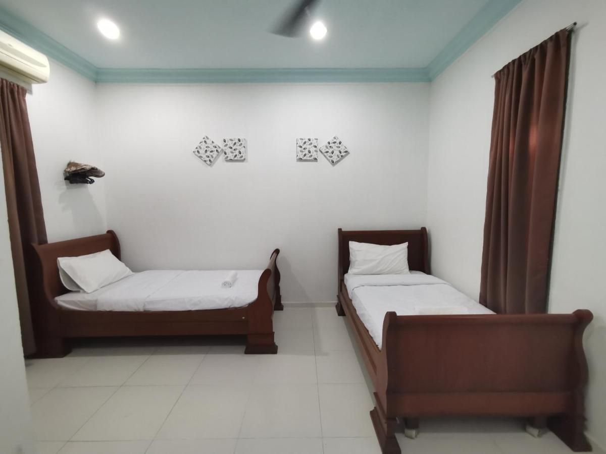 Rvh Kuala Terengganu Hotell Exteriör bild
