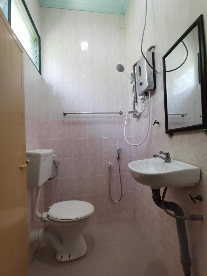 Rvh Kuala Terengganu Hotell Exteriör bild