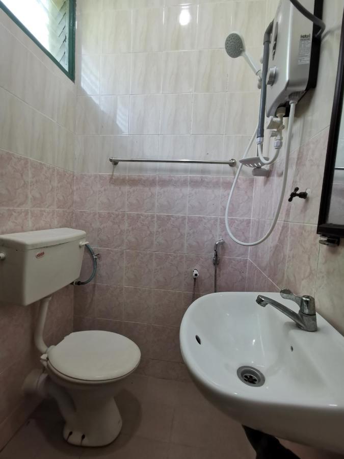 Rvh Kuala Terengganu Hotell Exteriör bild