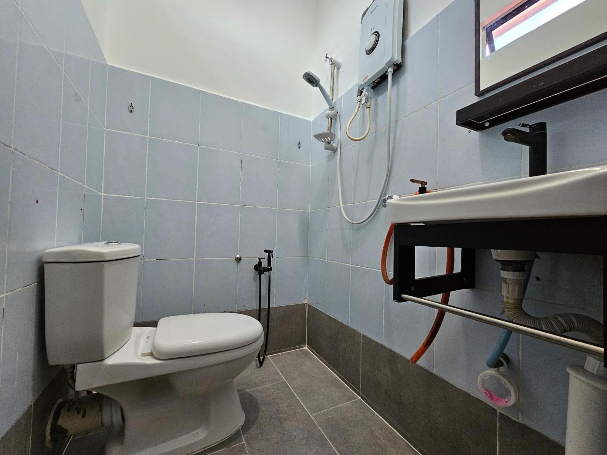 Rvh Kuala Terengganu Hotell Exteriör bild